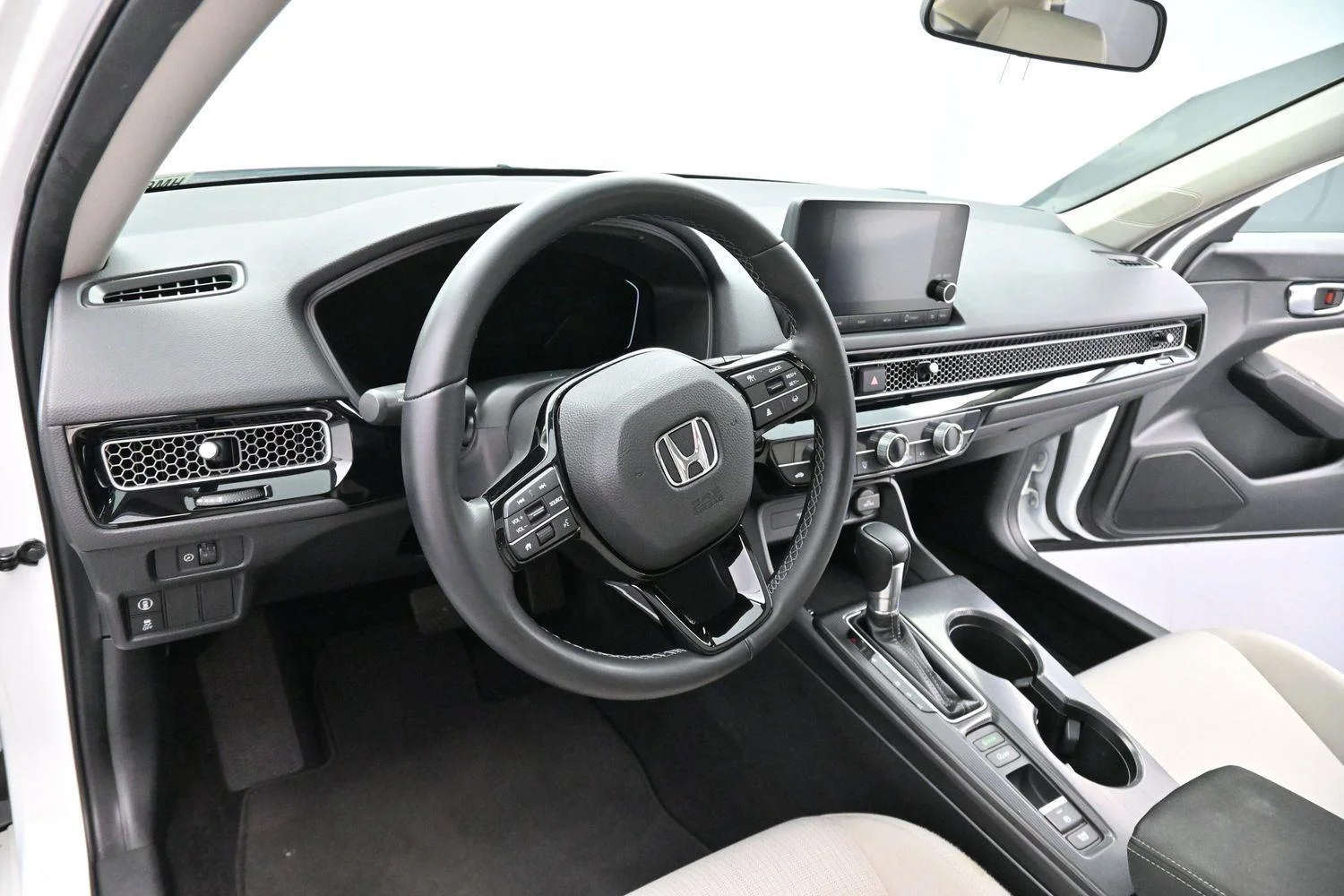 Used 2022 Platinum White Pearl Honda EX image 15