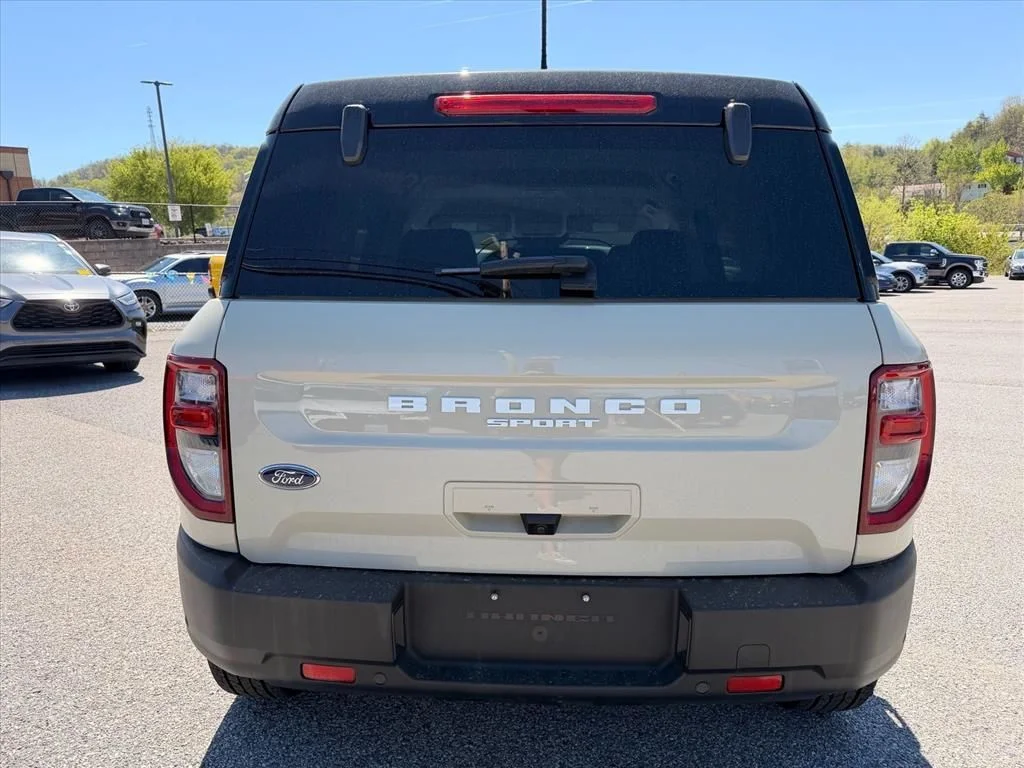 Used 2024 Beige Ford Outer Banks image 11