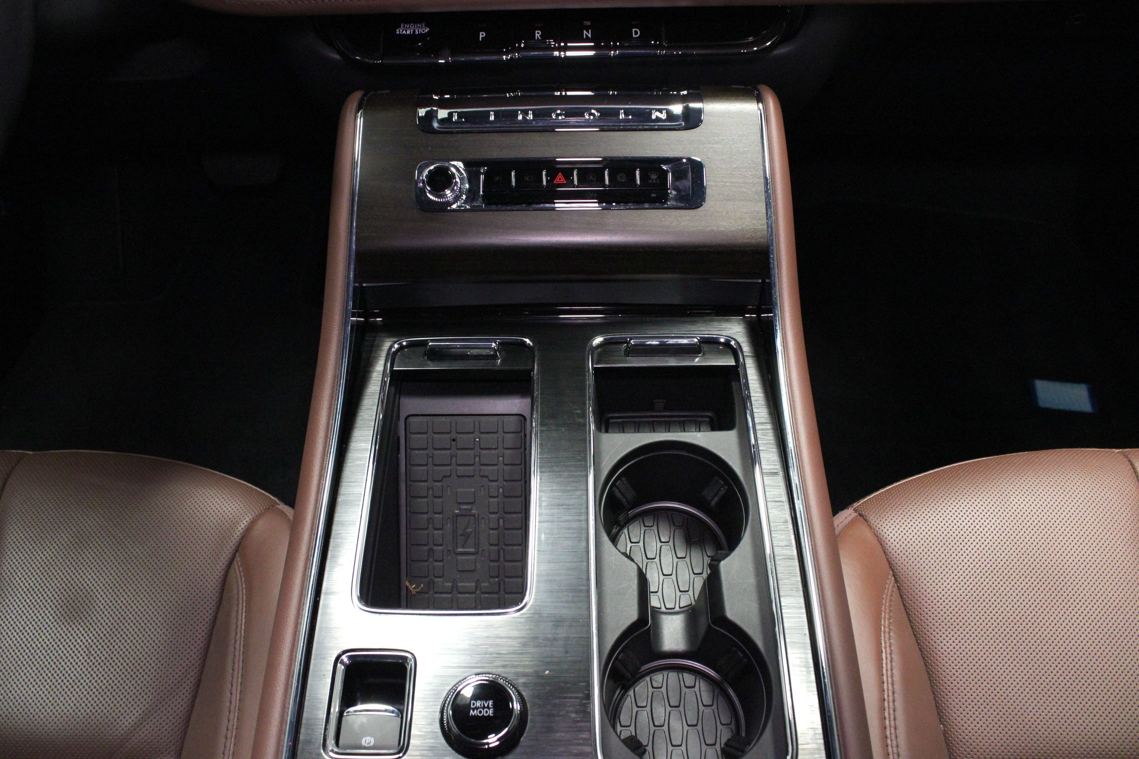 Used 2026 Black Metallic Lincoln Reserve image 22