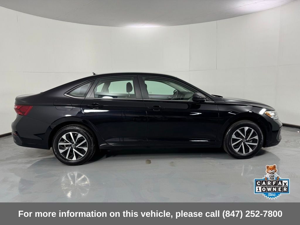 Used 2024 Deep Black Pearl Volkswagen 1.5T S image 2