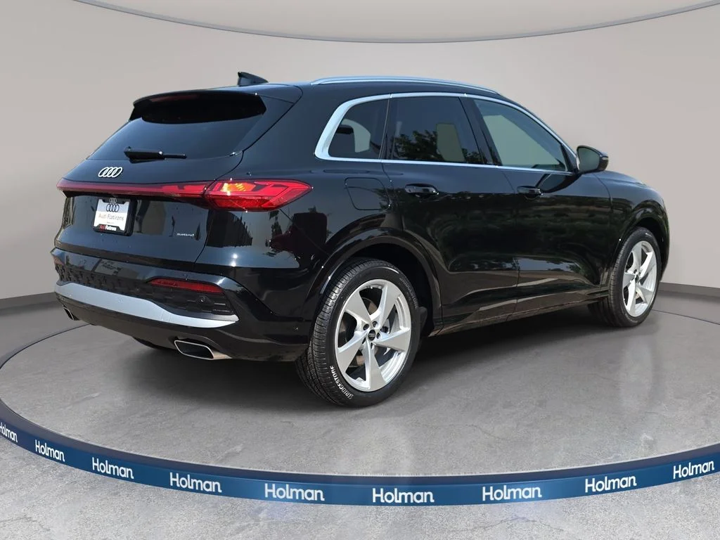 Used 2025 Black Audi 2.0T Prestige image 6