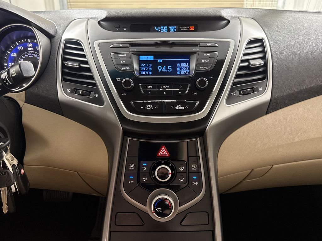 2016 Hyundai Elantra SE - Photo 16