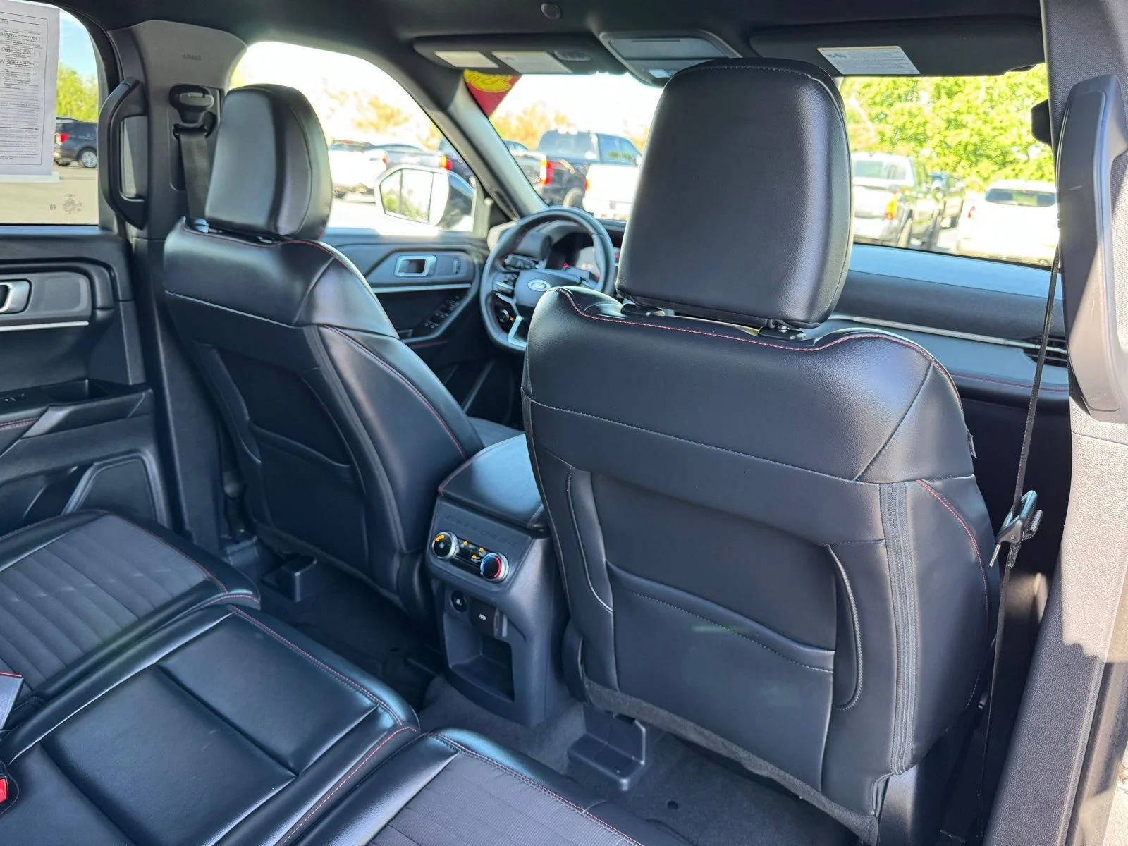 Used 2025 Gray Ford ST-Line image 33