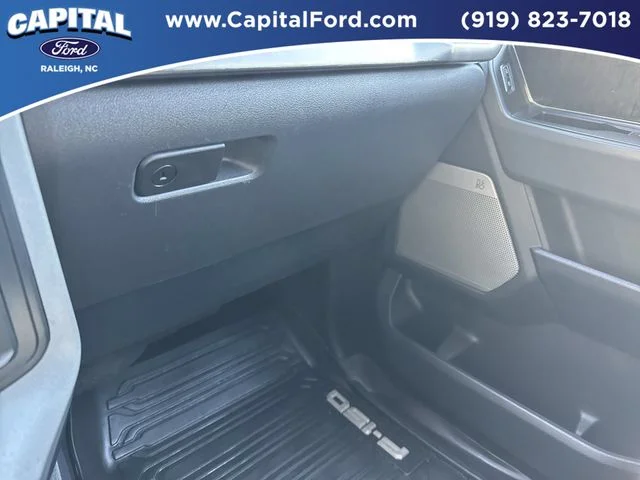 Used 2021 Black Ford Lariat image 28
