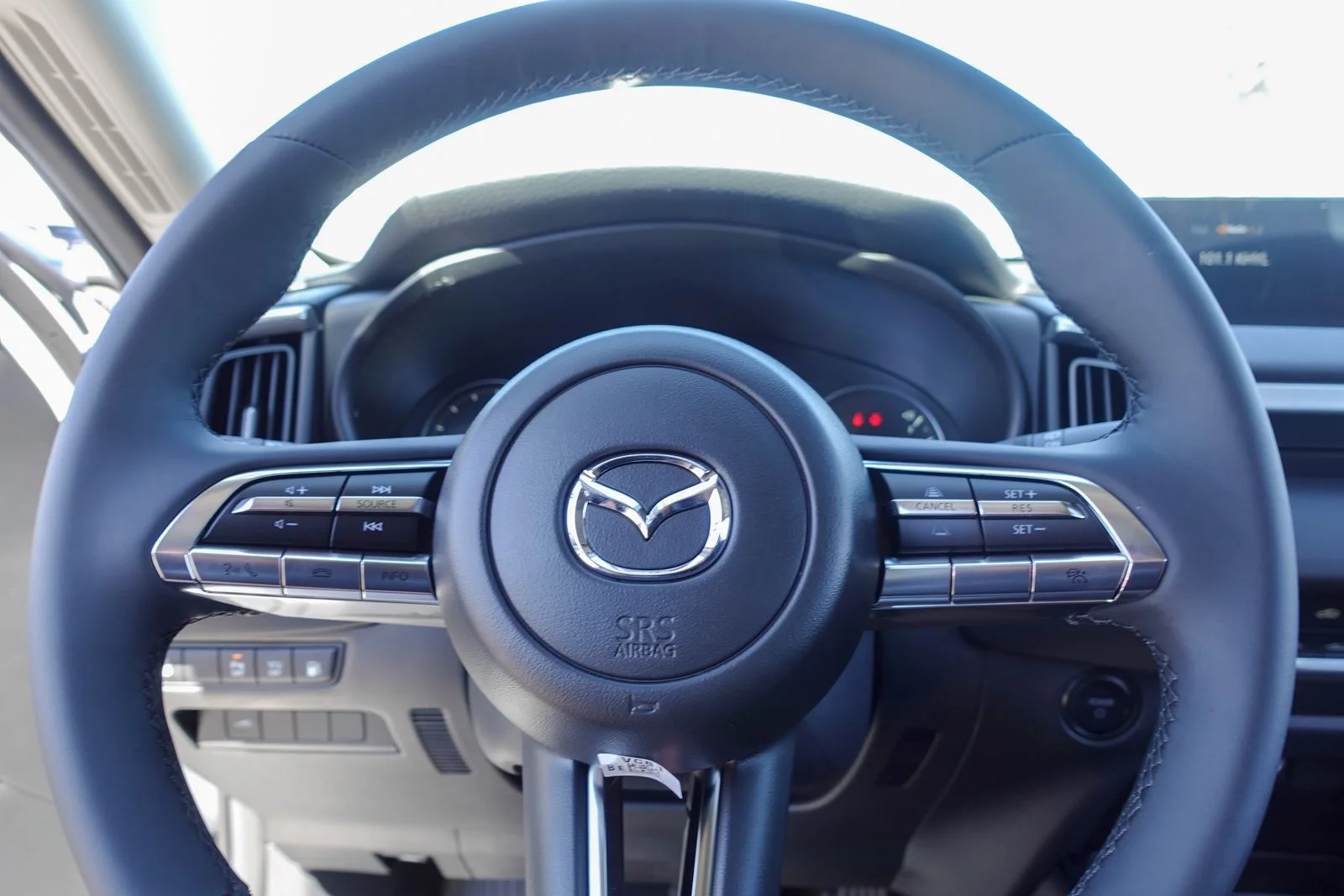 New 2026 Wind Chill Pearl Mazda Preferred image 18