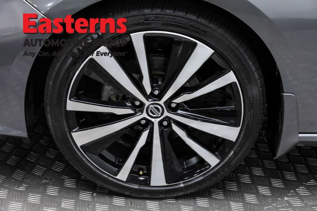 Used 2022 Gray Nissan 2.5 SR image 29