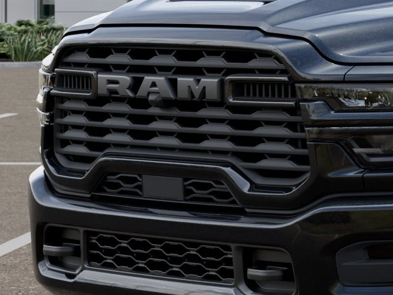 New 2026 Diamond Black Crystal Pearl-Coat Exterior Paint RAM Tradesman image 11