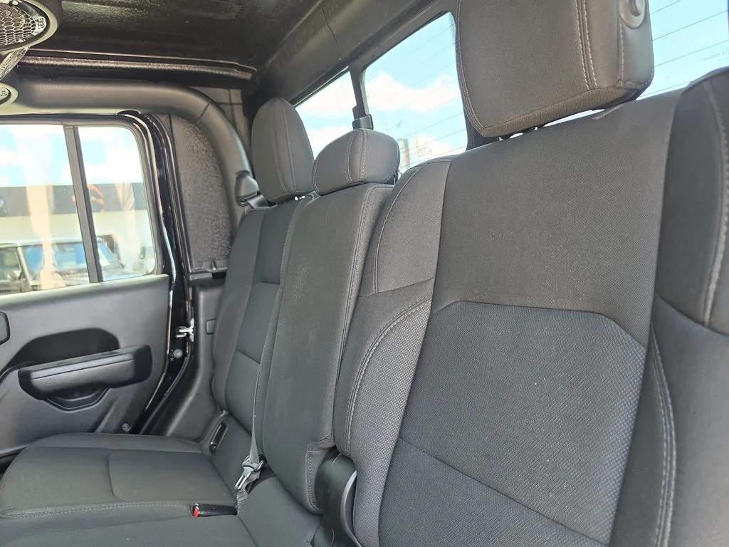 Used 2022 Black Jeep Sport image 19