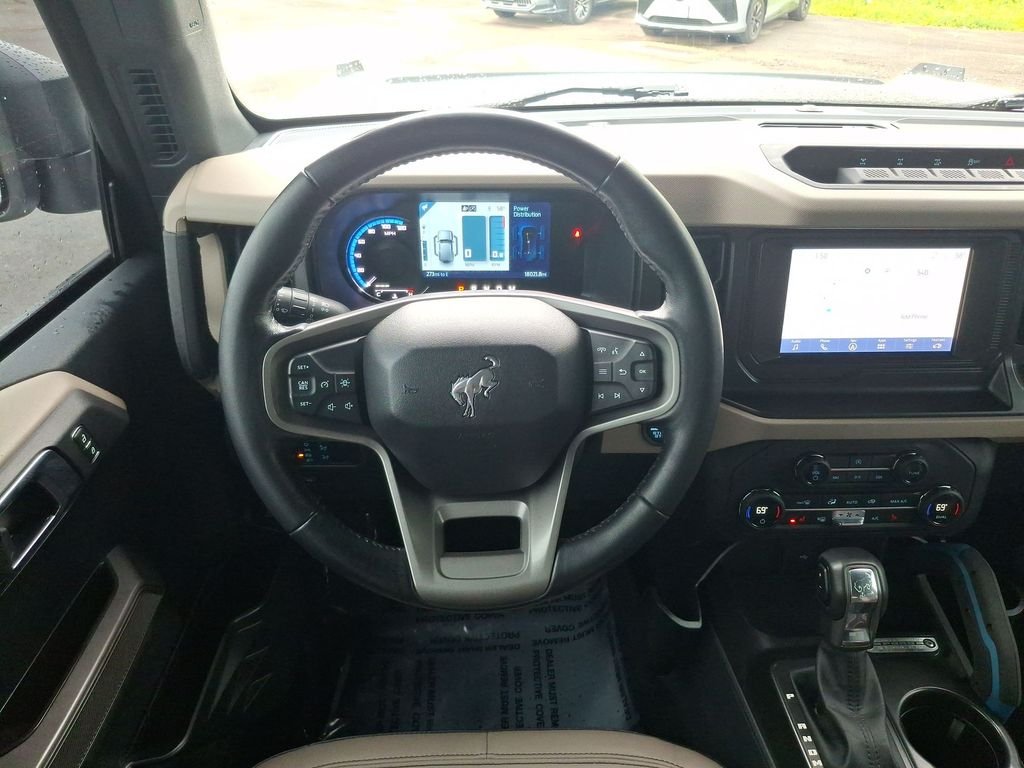 Used 2023 White Ford Wildtrak image 11
