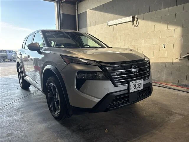 2025 Nissan Rogue SV Front-Wheel Drive