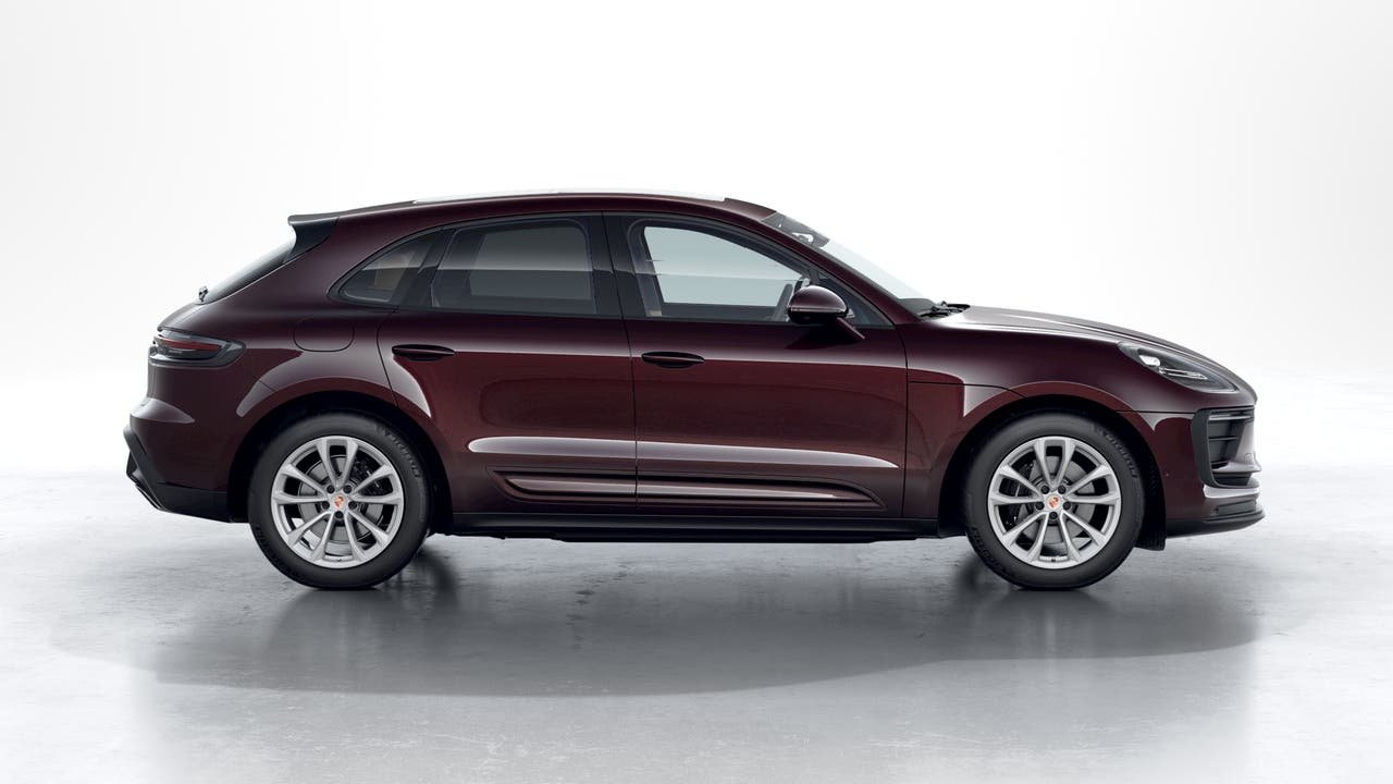 New 2026 Copper Ruby Metallic Porsche  image 6