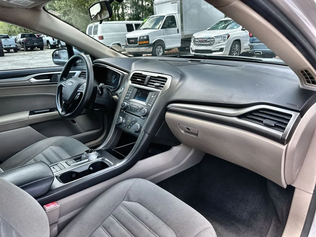 Certified Used 2018 Ingot Silver Metallic Ford SE image 27