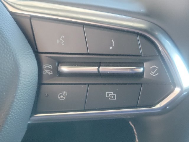 New 2027 Polar White Tricoat Chevrolet LT image 9