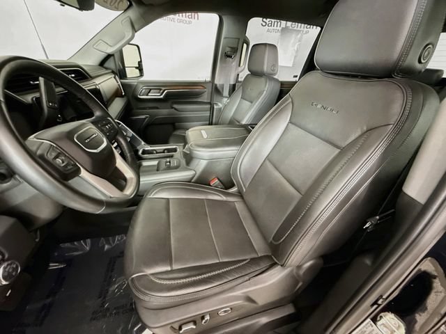 Used 2024 Onyx Black GMC Denali image 22