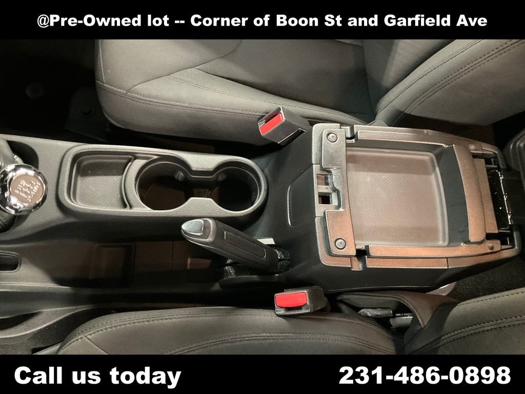 Used 2015 Black Jeep Unlimited Sport image 24