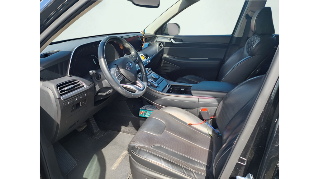 Used 2021 Black Hyundai Limited image 11