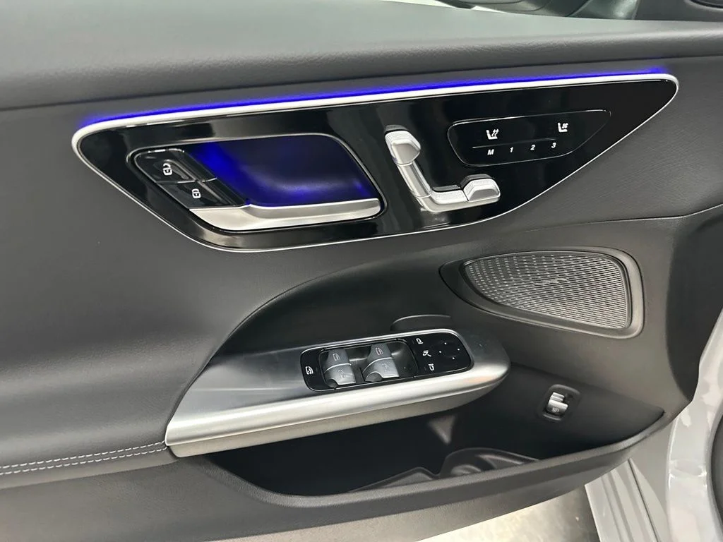 New 2026 White Mercedes-Benz C 300 image 14