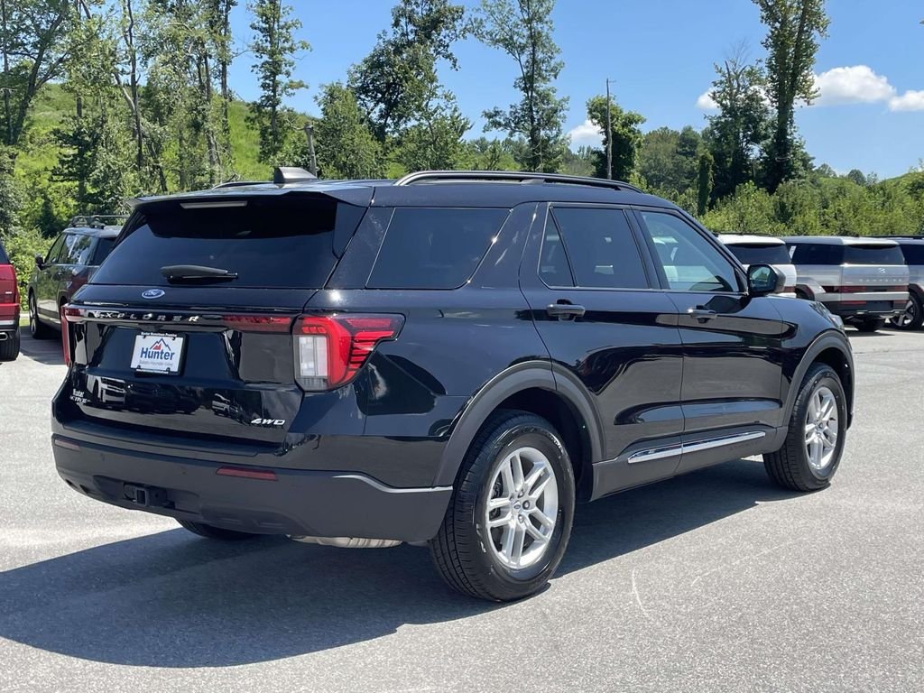 2025 Ford Explorer Active - Photo 29