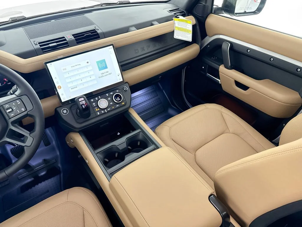 New 2026 Borasco Grey Land Rover X-Dynamic SE image 24