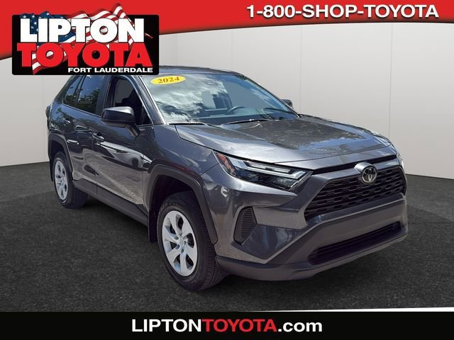 Toyota RAV4 LE FWD