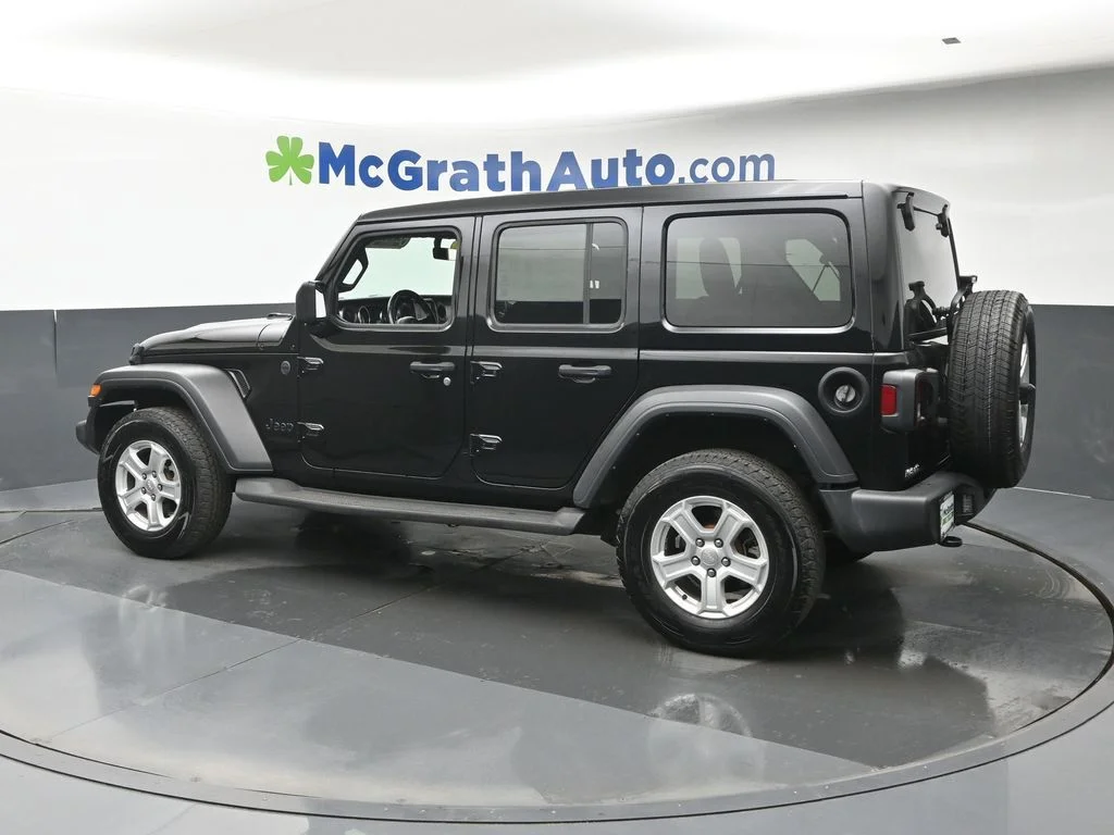 Used 2022 Black Jeep Unlimited Sport S image 25