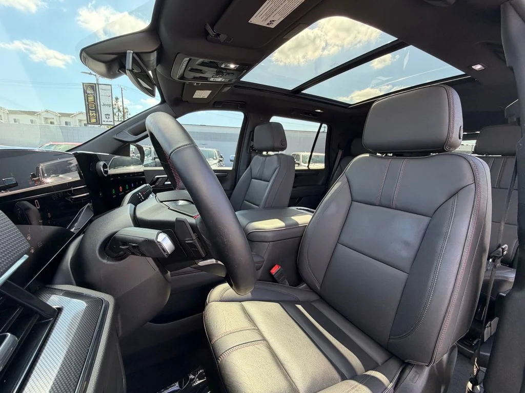 Used 2025 Black Chevrolet RST image 14