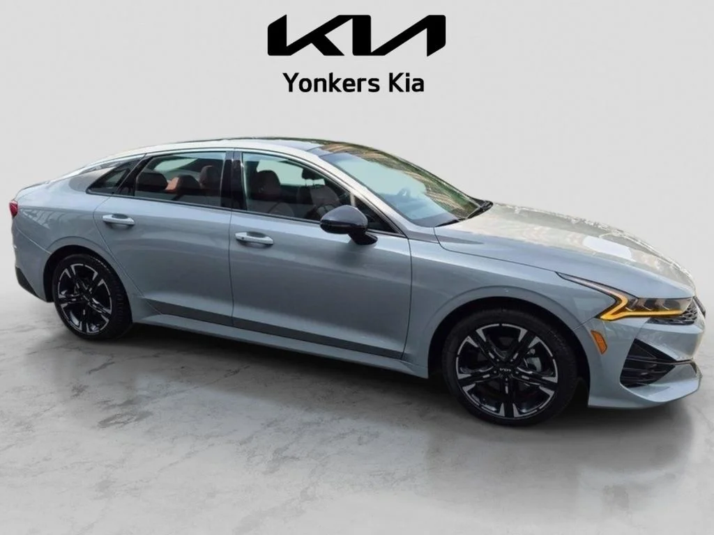 Used 2024 Gray Kia GT-Line image 5