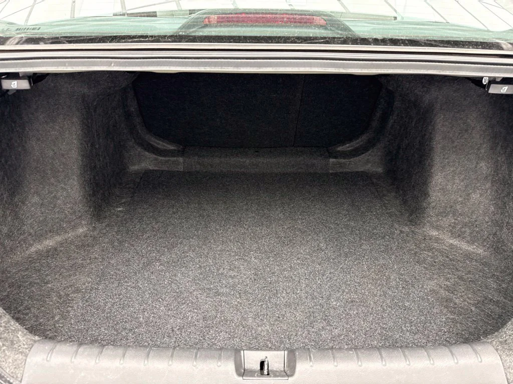 2019 Honda Civic EX 4dr Car Slide 6
