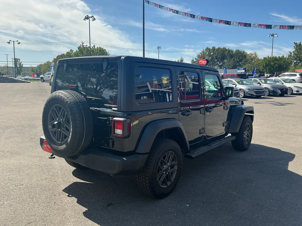 Used 2024 Black Clearcoat Jeep Sport S image 18