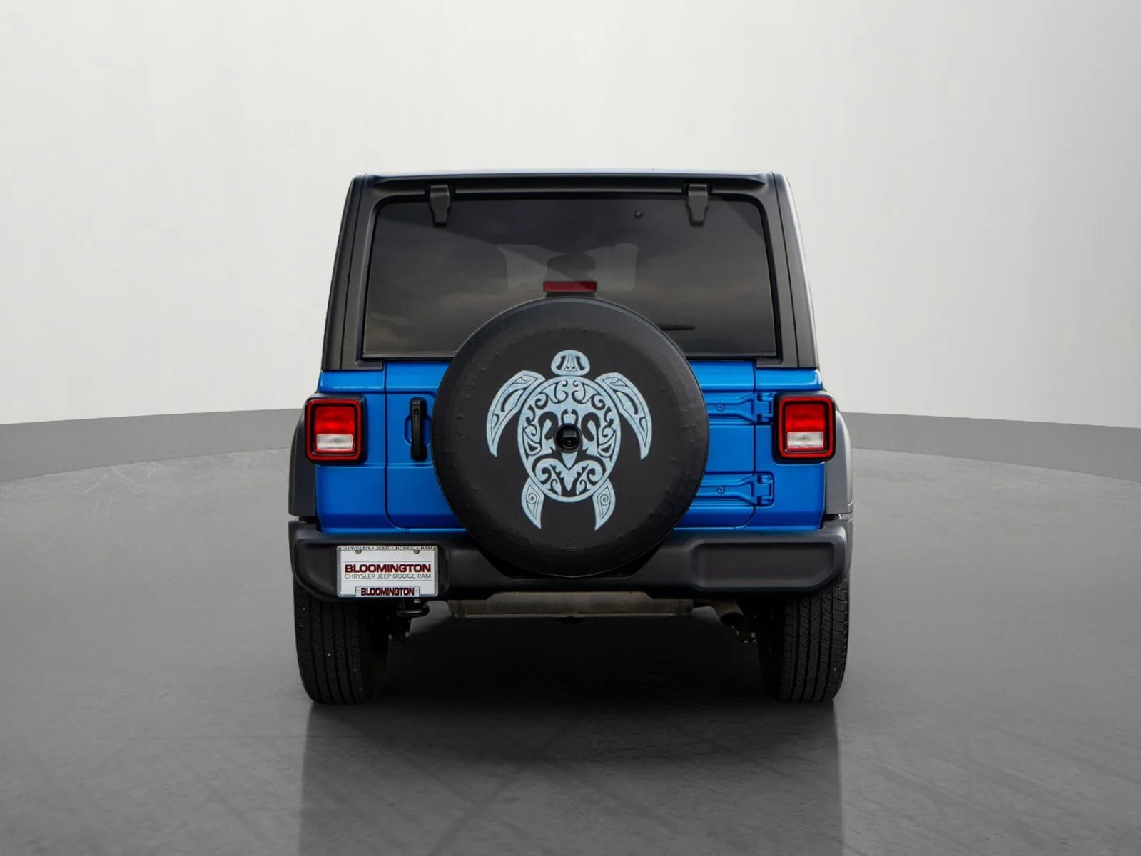 Used 2022 Hydro Blue Pearl Coat Jeep Unlimited Sport Altitude image 7