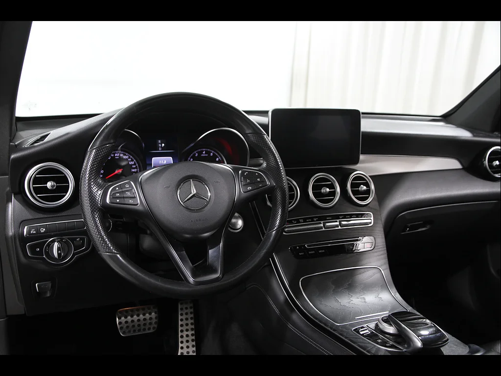 Used 2019 Black Mercedes-Benz GLC 300 4MATIC® image 6