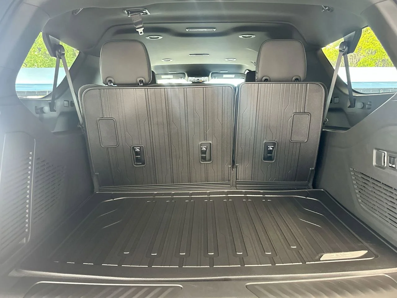 2026 GMC Yukon XL Elevation - Photo 25