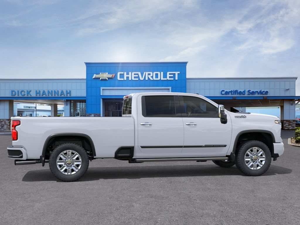 New 2026 Polar White Tricoat Chevrolet High Country image 6