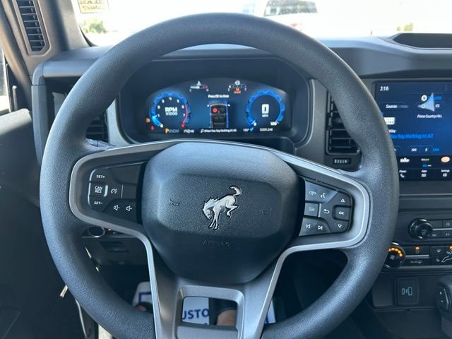 Used 2025 Green Ford Base image 14