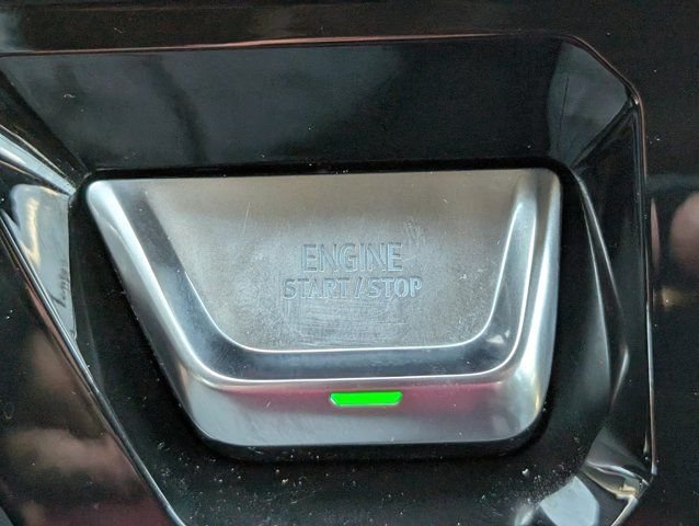 Used 2024 Silver GMC AT4 image 27