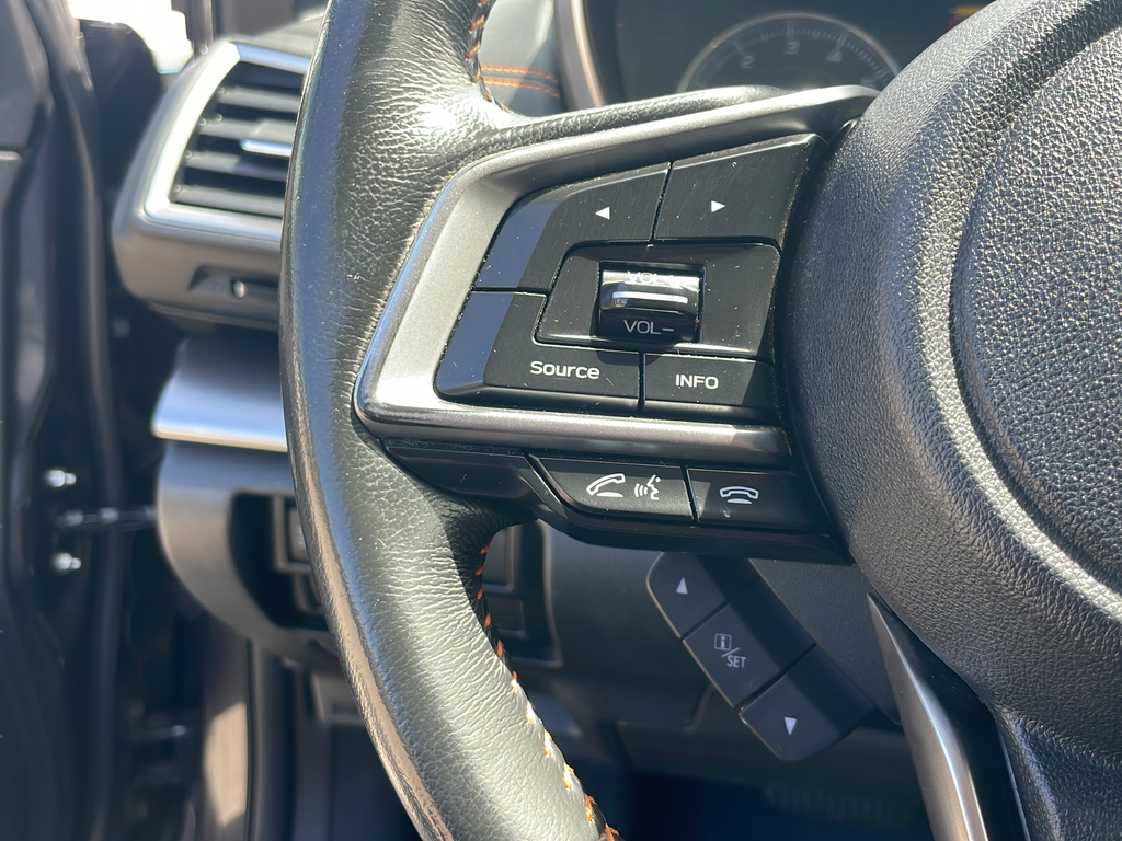 Used 2018 Gray Subaru 2.0i Limited image 9