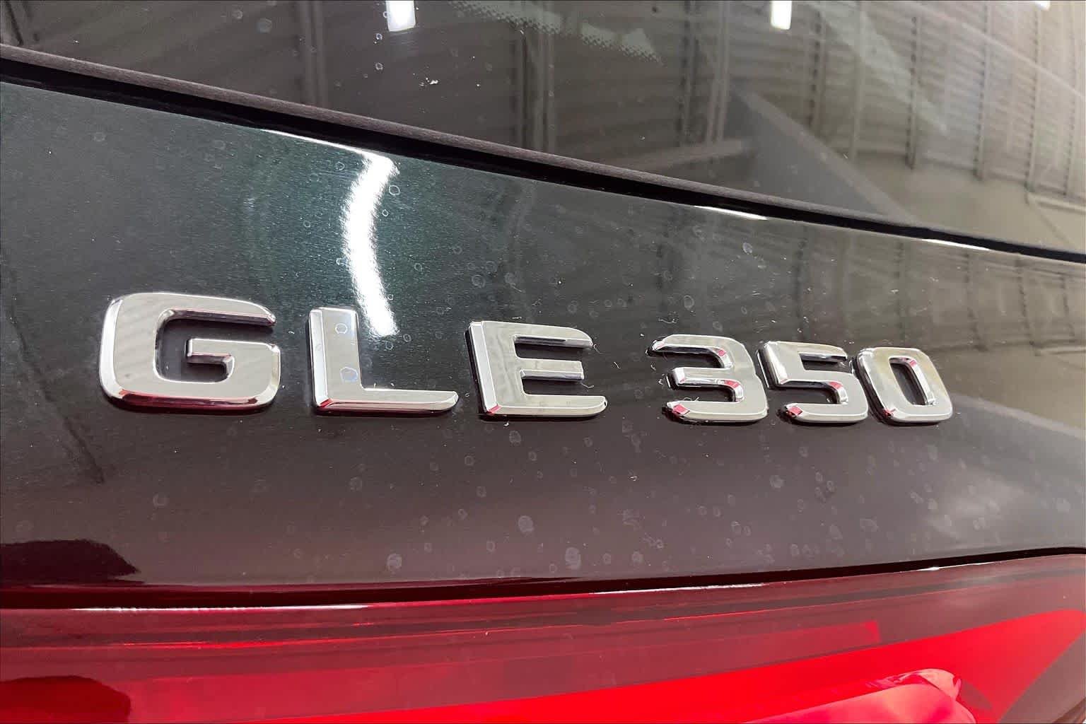 Used 2020 Emerald Green Metallic Mercedes-Benz GLE 350 image 10