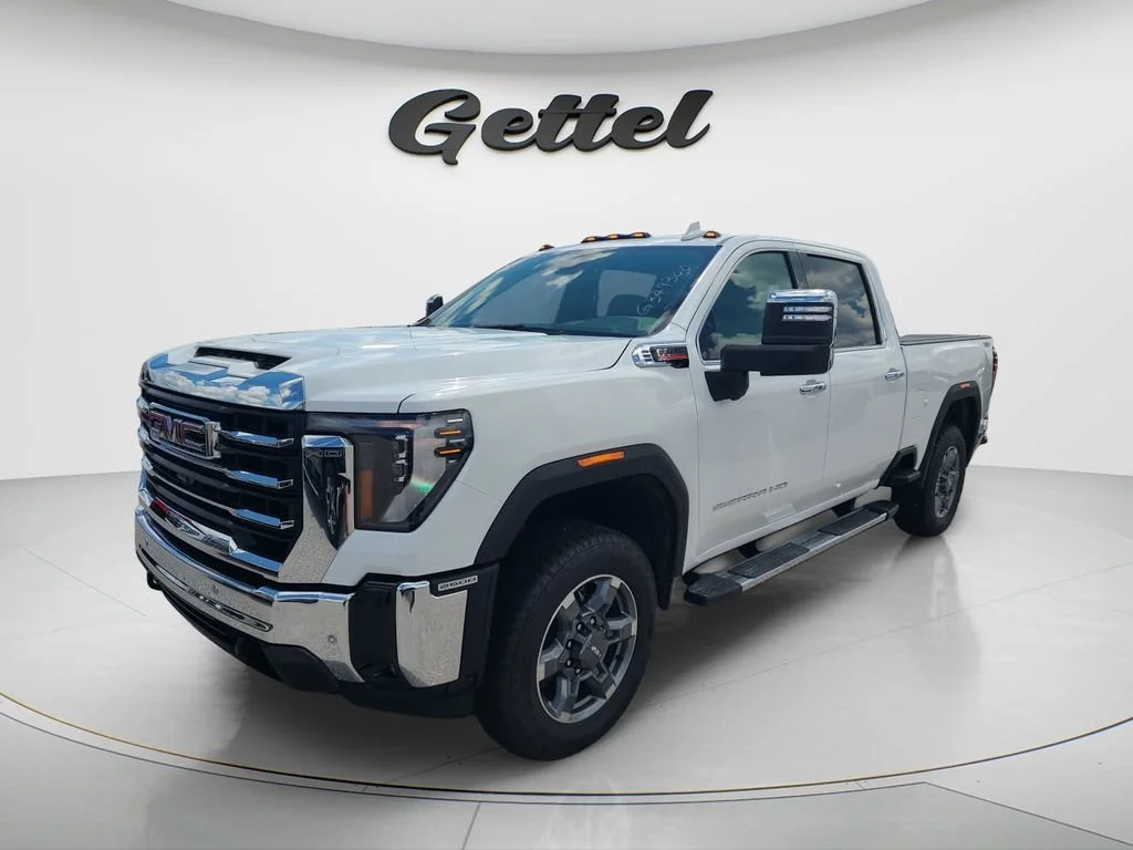 New 2026 Summit White GMC SLT image 1
