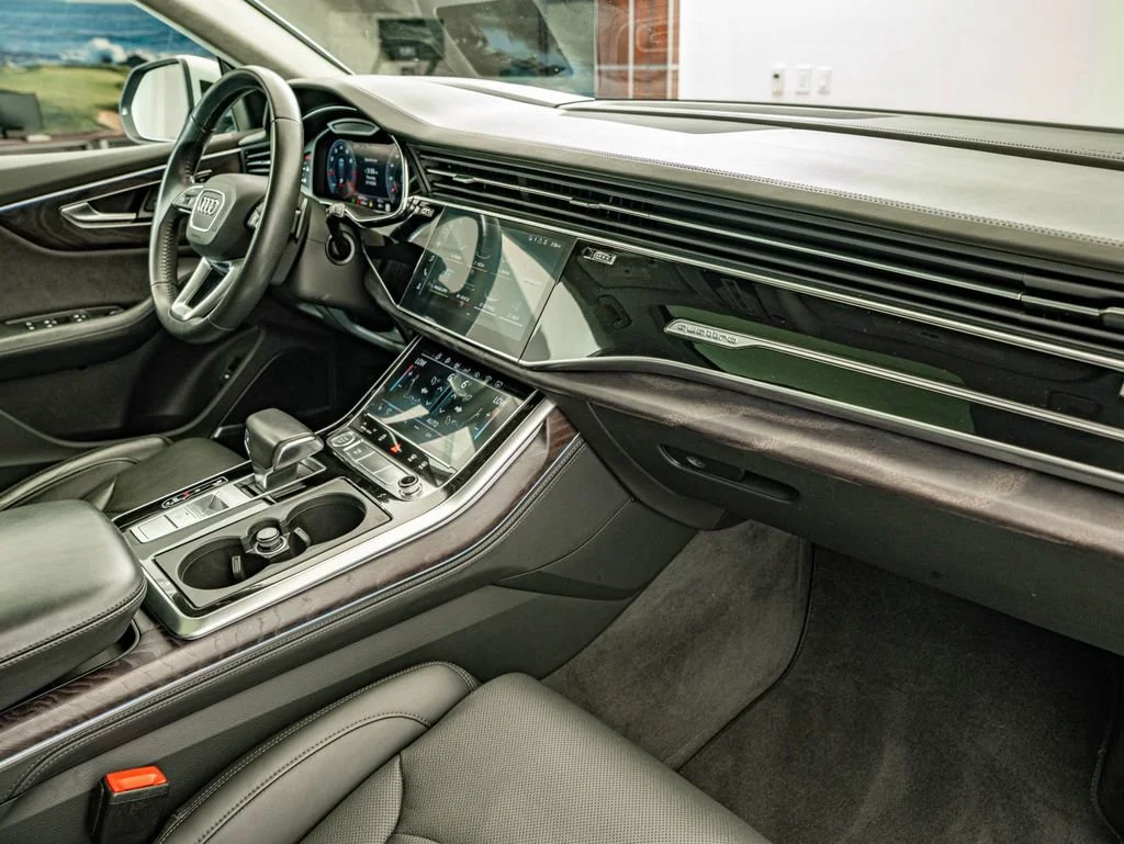 Used 2019 Florett Silver Metallic Audi 3.0T Prestige image 37