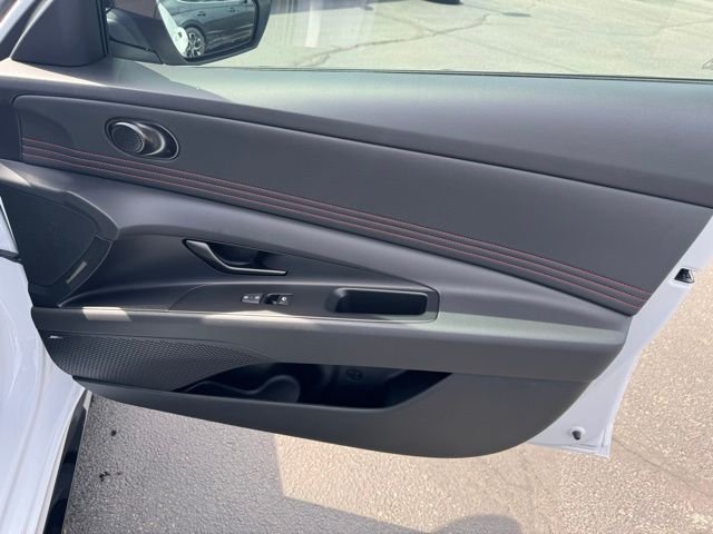 2025 Hyundai Elantra N Line - Photo 27