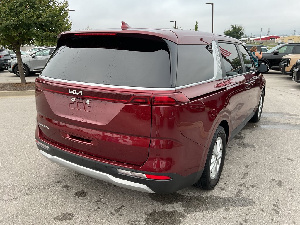 Used 2024 Flare Red Kia LX image 9