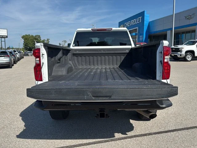 Used 2025 Summit White Chevrolet Custom image 14