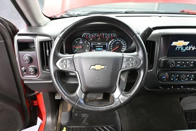 Used 2014 Red Chevrolet LT image 26