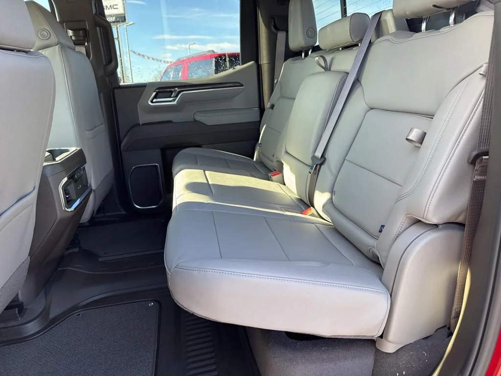 2025 Chevrolet Silverado 1500 LTZ - Photo 16