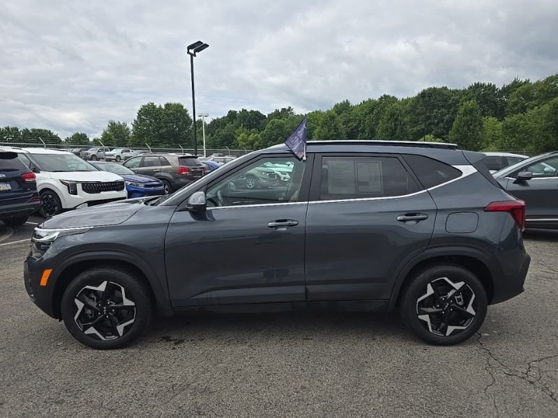 Used 2024 Gray Kia EX image 4