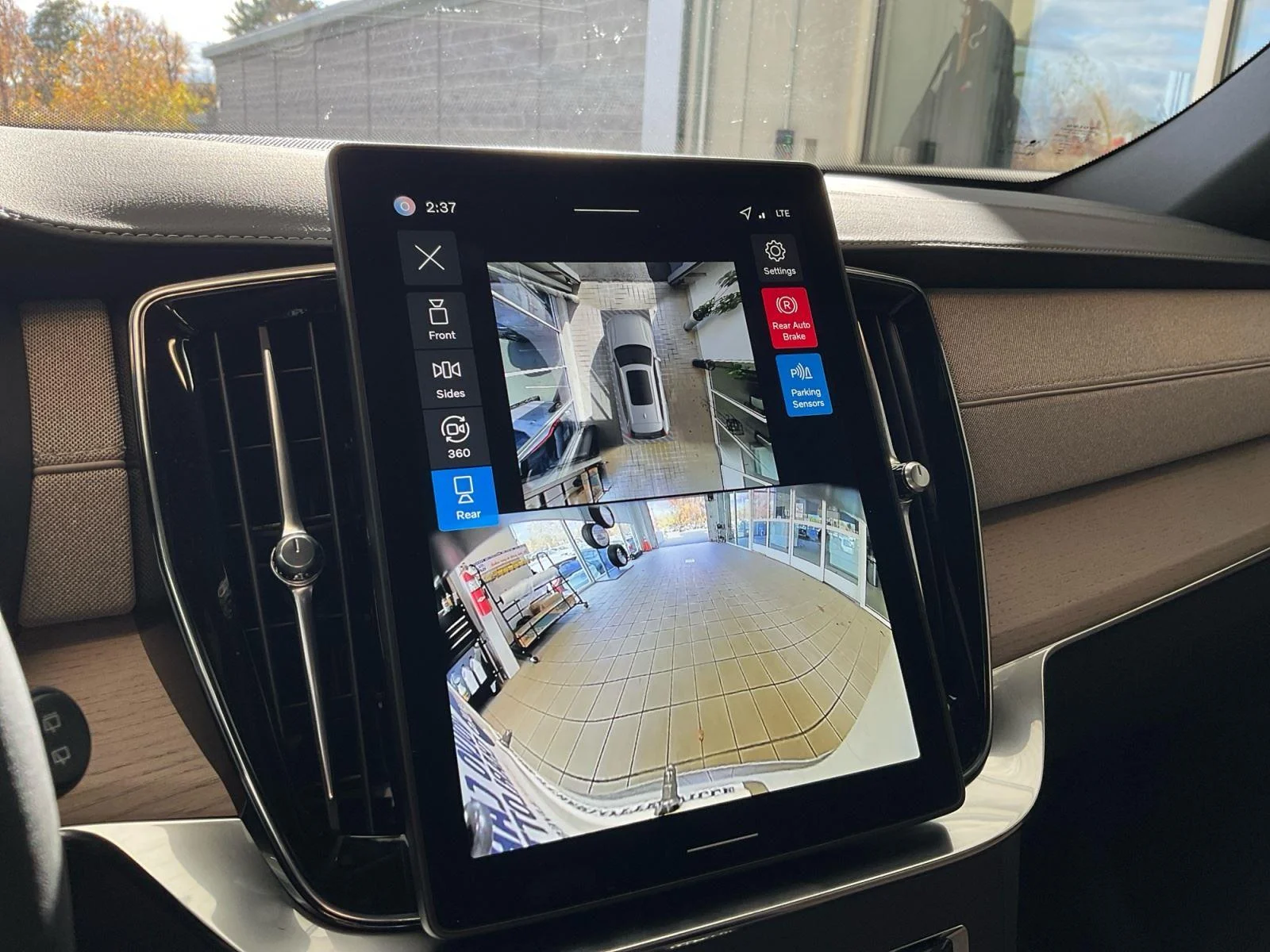 2026 Volvo XC90 Plus - Photo 26