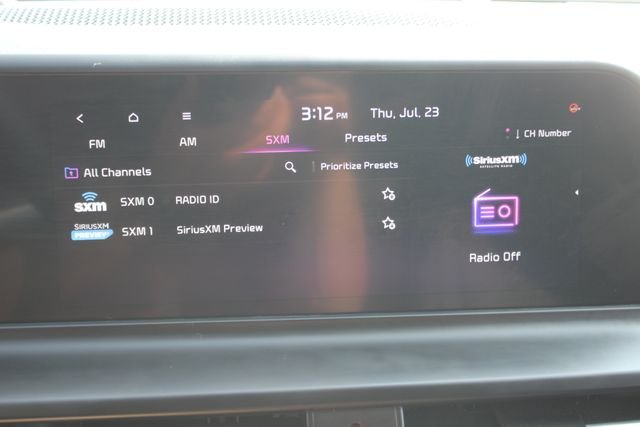 Used 2024 White Kia S image 7