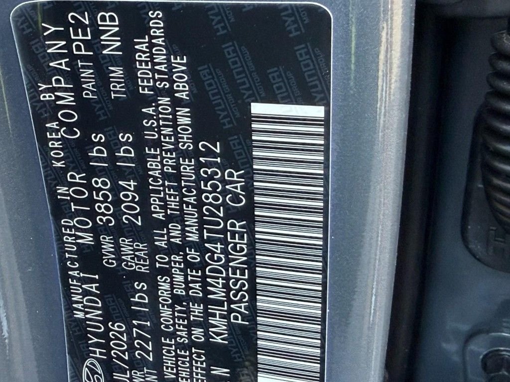 Used 2026 Gray Hyundai SEL Sport image 15