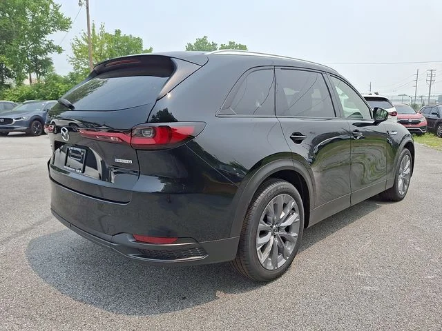 New 2026 Black Mazda 3.3 Turbo Preferred image 4