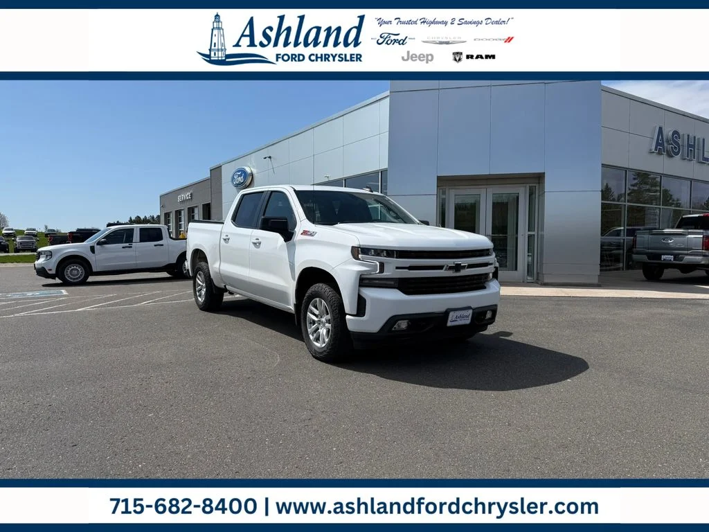 Used 2021 White Chevrolet RST image 1